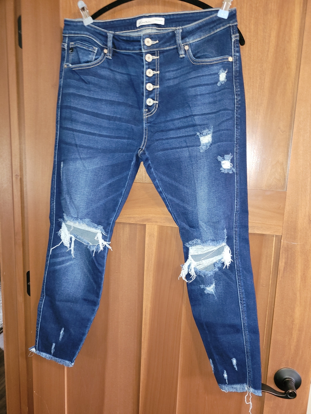 KanCan™ Skinny Curvy High Rise Frayed Hem Jean